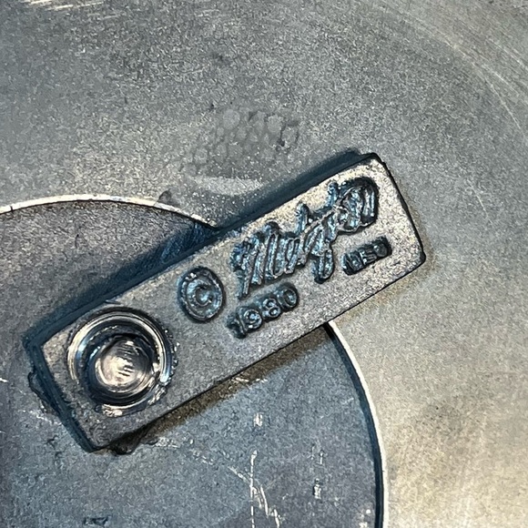 Metzke Pewter Nautical Sand Dollar Beach Design Bookends Maker Mark Vintage 1980 - Picture 13 of 16